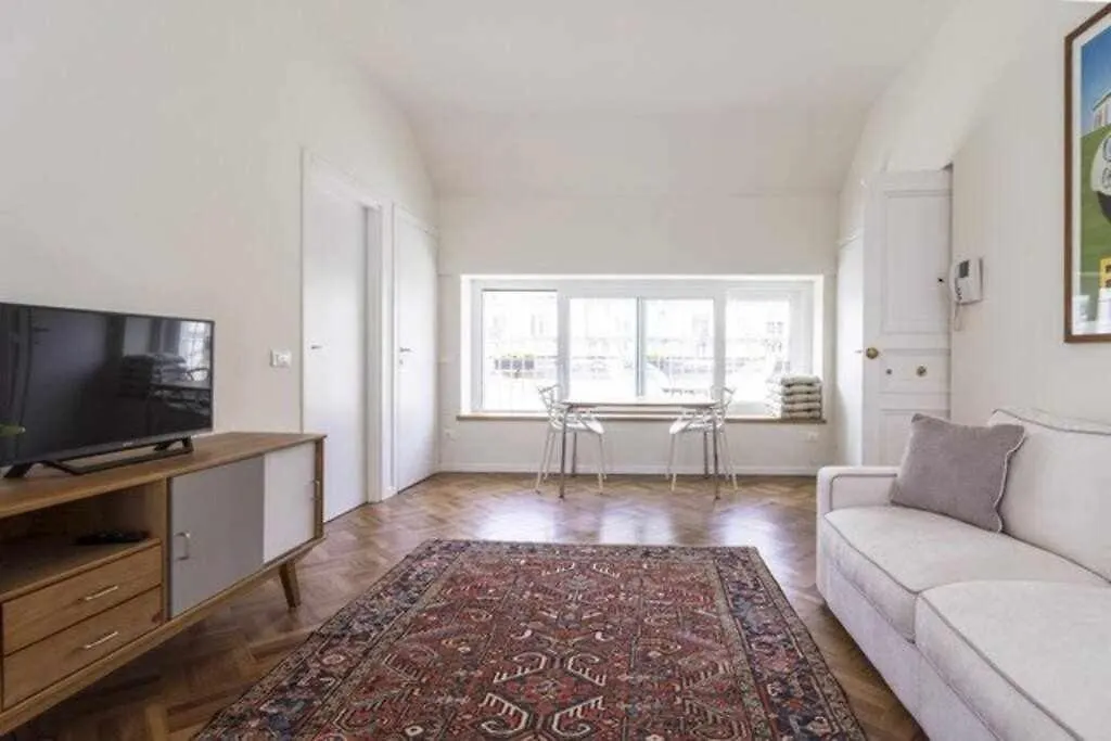 Milano Duomo Suite With Lovely Terrace Apartment